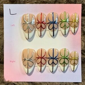 Press-On Nail Christmas Design Colorful Bow French Tip Design - Size Large